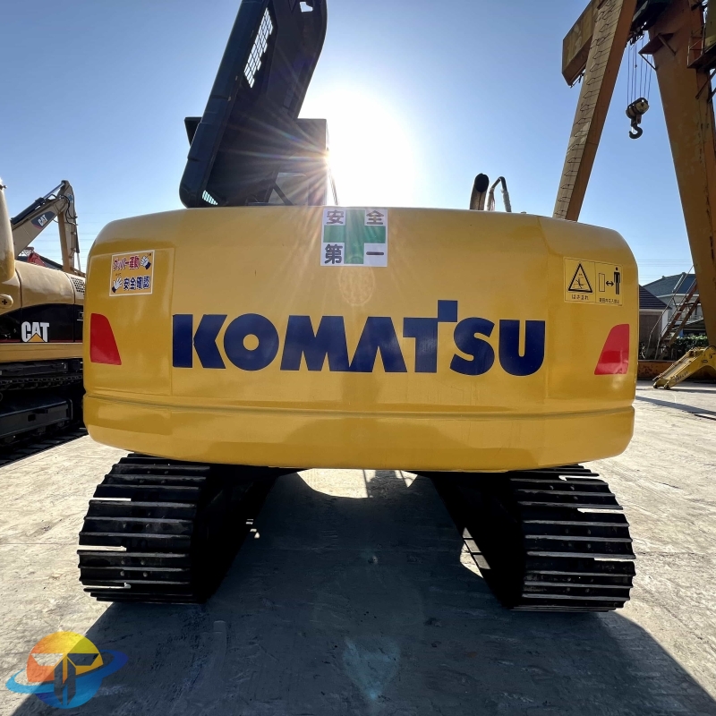 Komatsu 130 plus