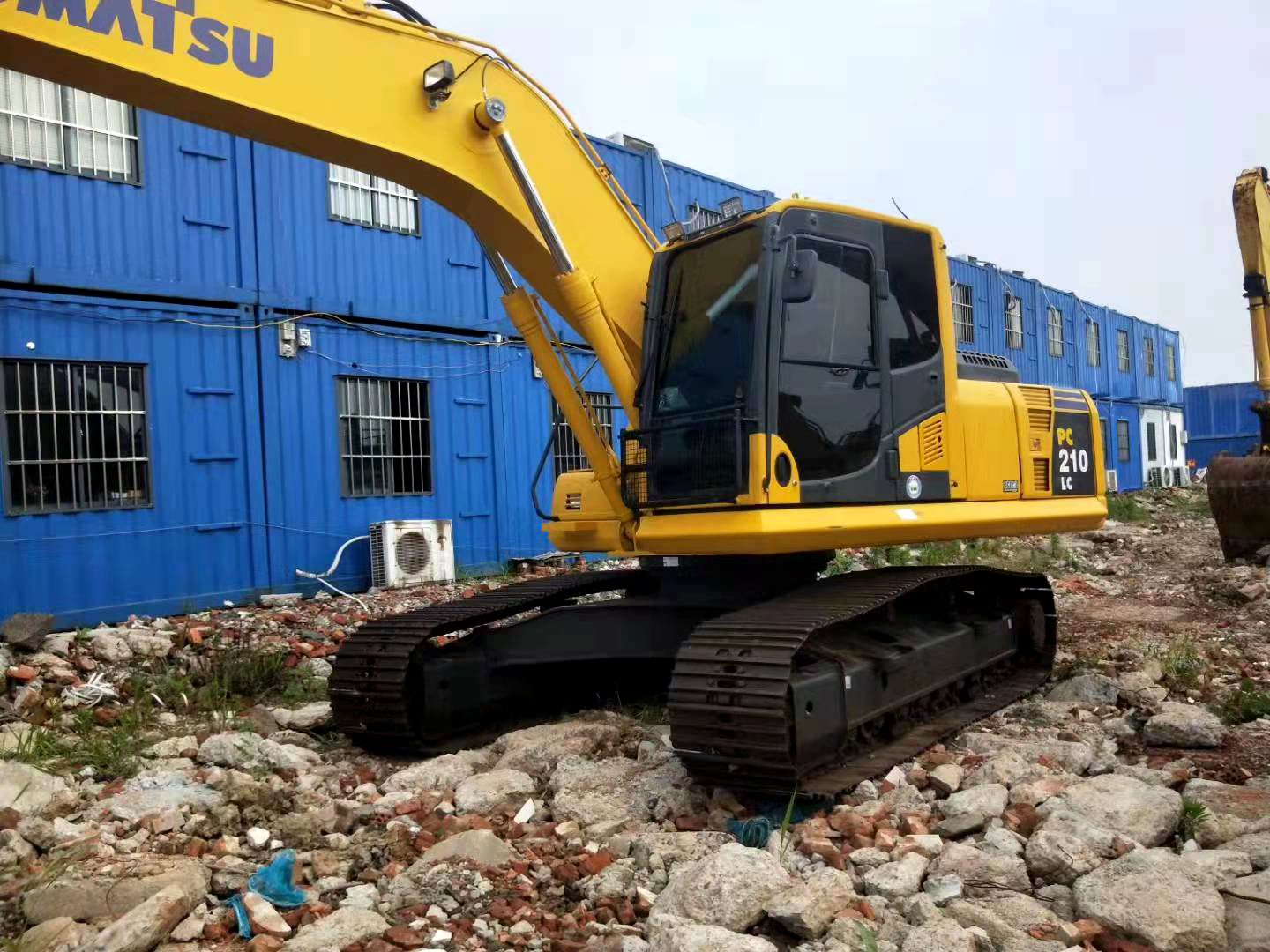 Komatsu 130