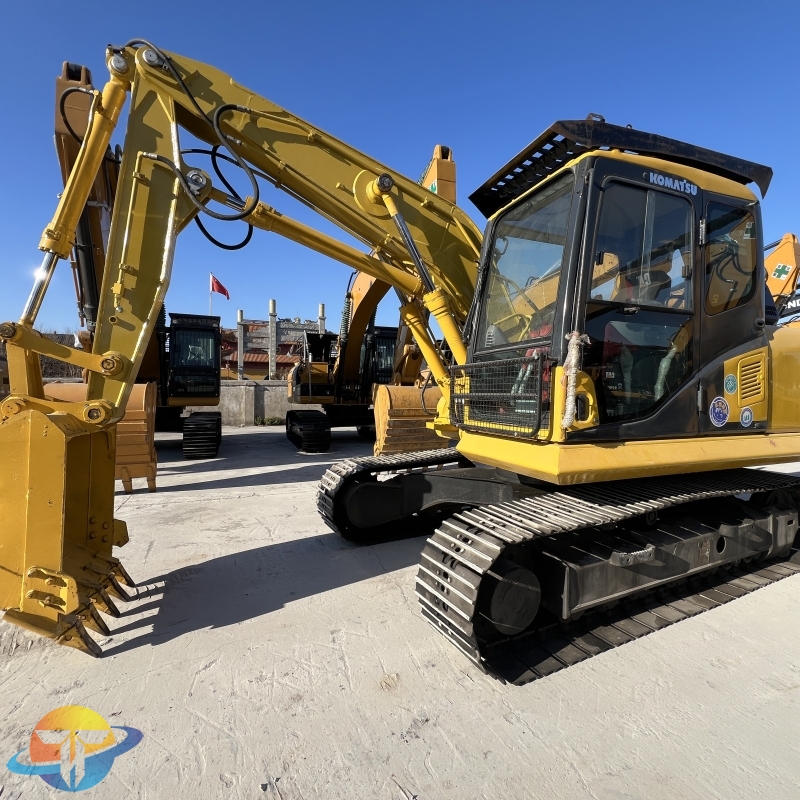 Komatsu 130
