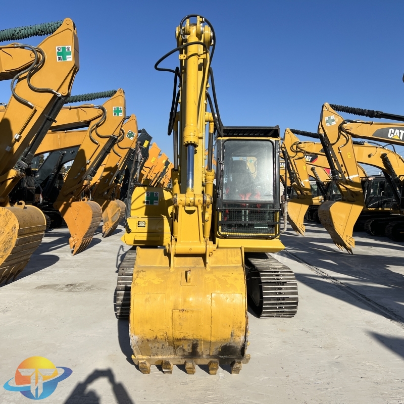 Komatsu 130