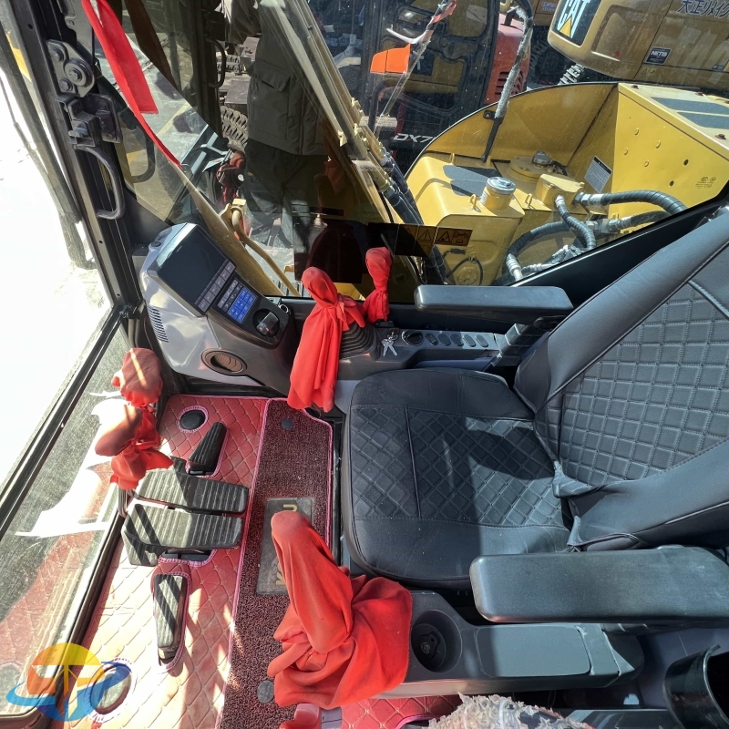 Komatsu 70