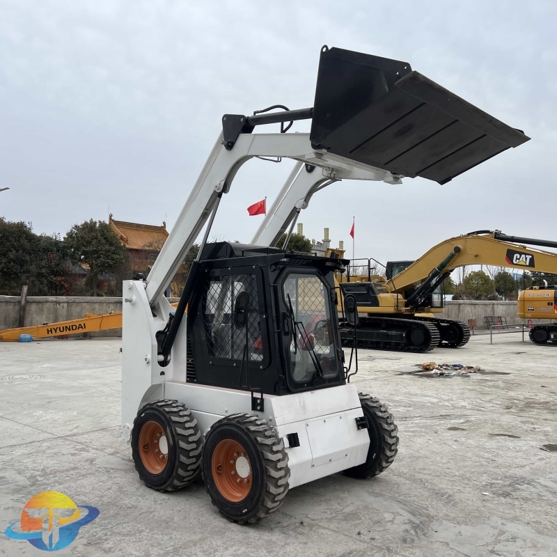 Skid steer ZT18