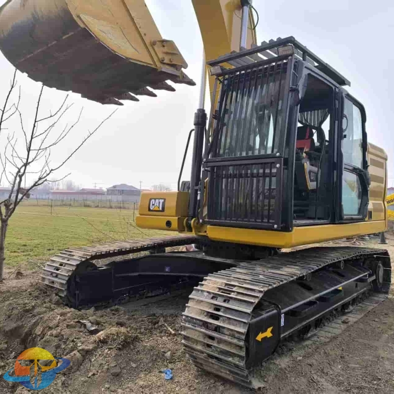 Caterpillar CAT320 excavator