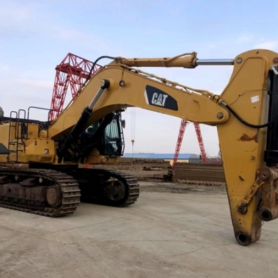 Caterpillar CAT320 excavator
