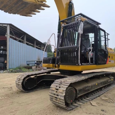 Caterpillar CAT320 excavator