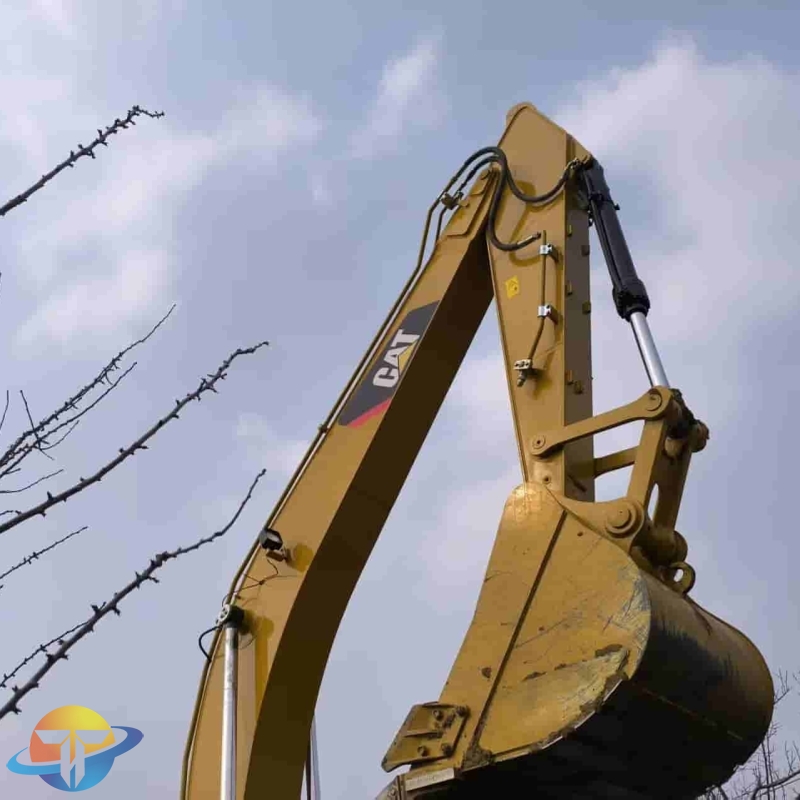 Caterpillar CAT320 excavator