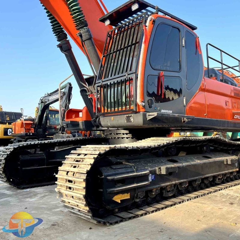 Doosan DX340LC-9C excavator