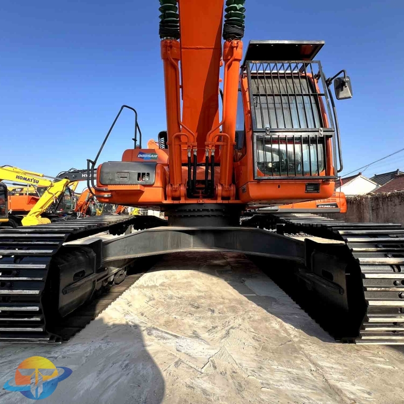 Doosan DX350LC-9C excavator
