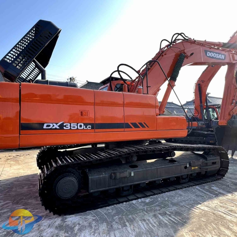 Doosan DX350LC-9C excavator