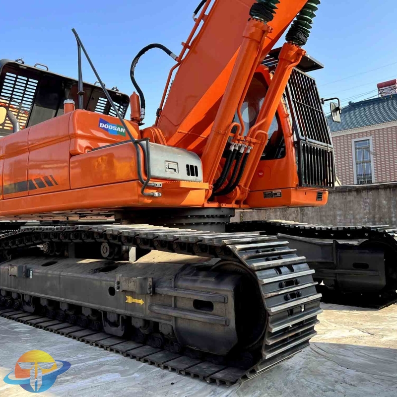 Doosan DX350LC-9C excavator