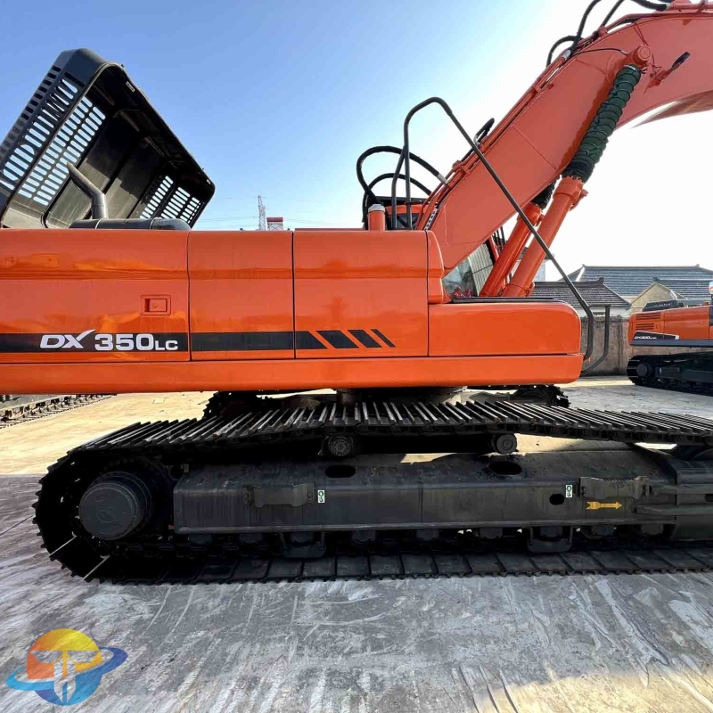 Doosan DX350LC-9C excavator