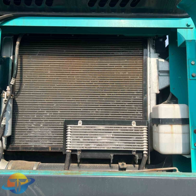 Kobelco SK480LC-8 excavator