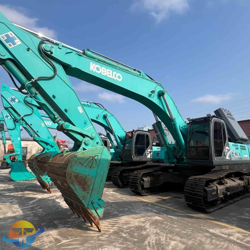 Kobelco SK480LC-8 excavator
