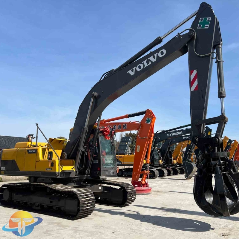 Volvo EC210 excavator