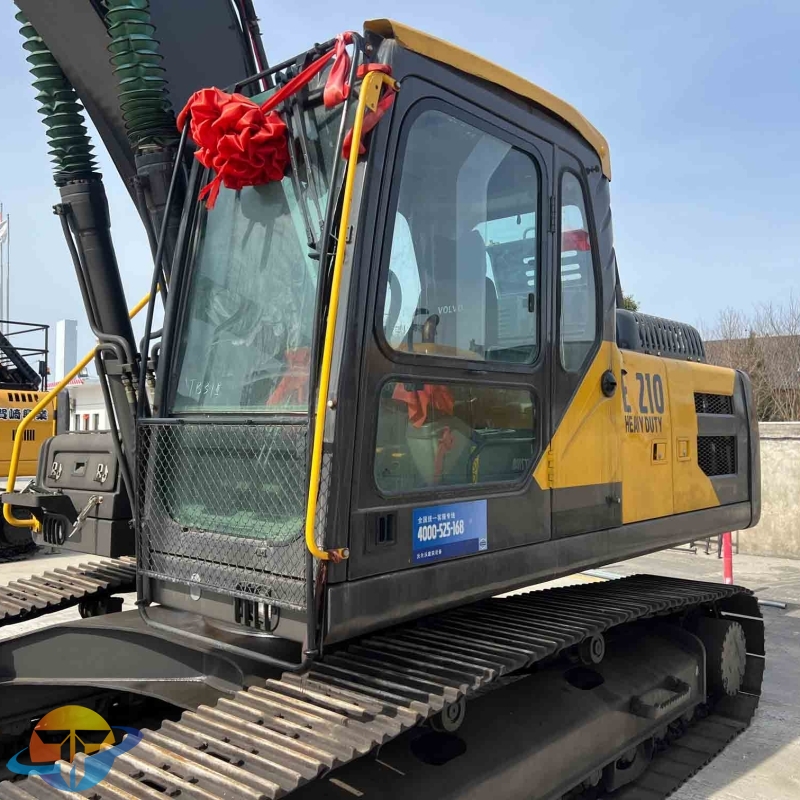 Volvo EC210 excavator