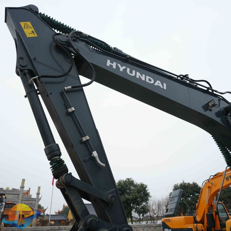 Hyundai  220-9S excavator