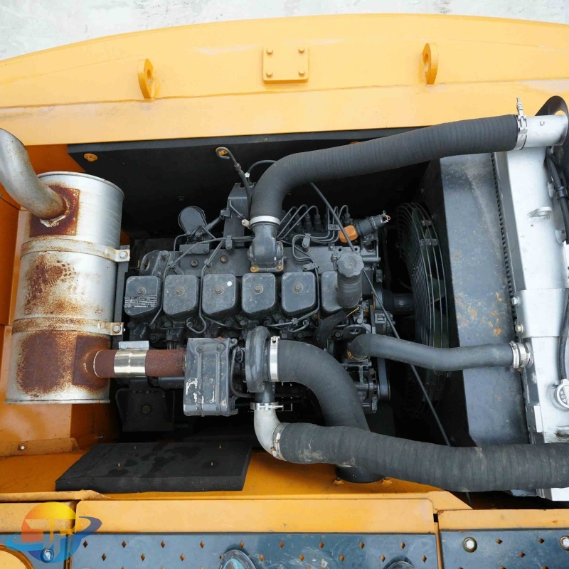 Hyundai 225LC-9S excavator