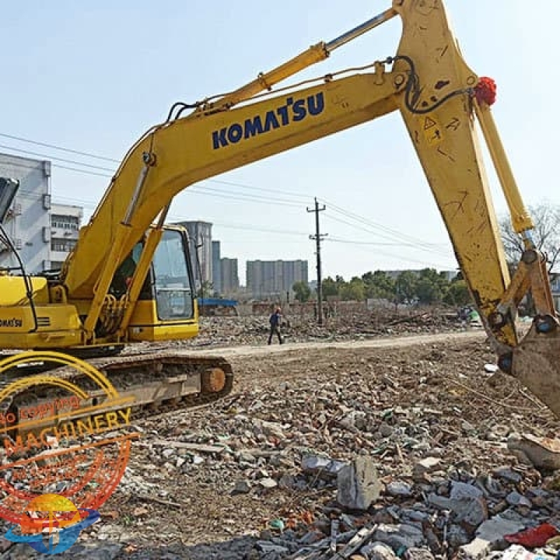 Komatsu PC200-8M0 Excavator